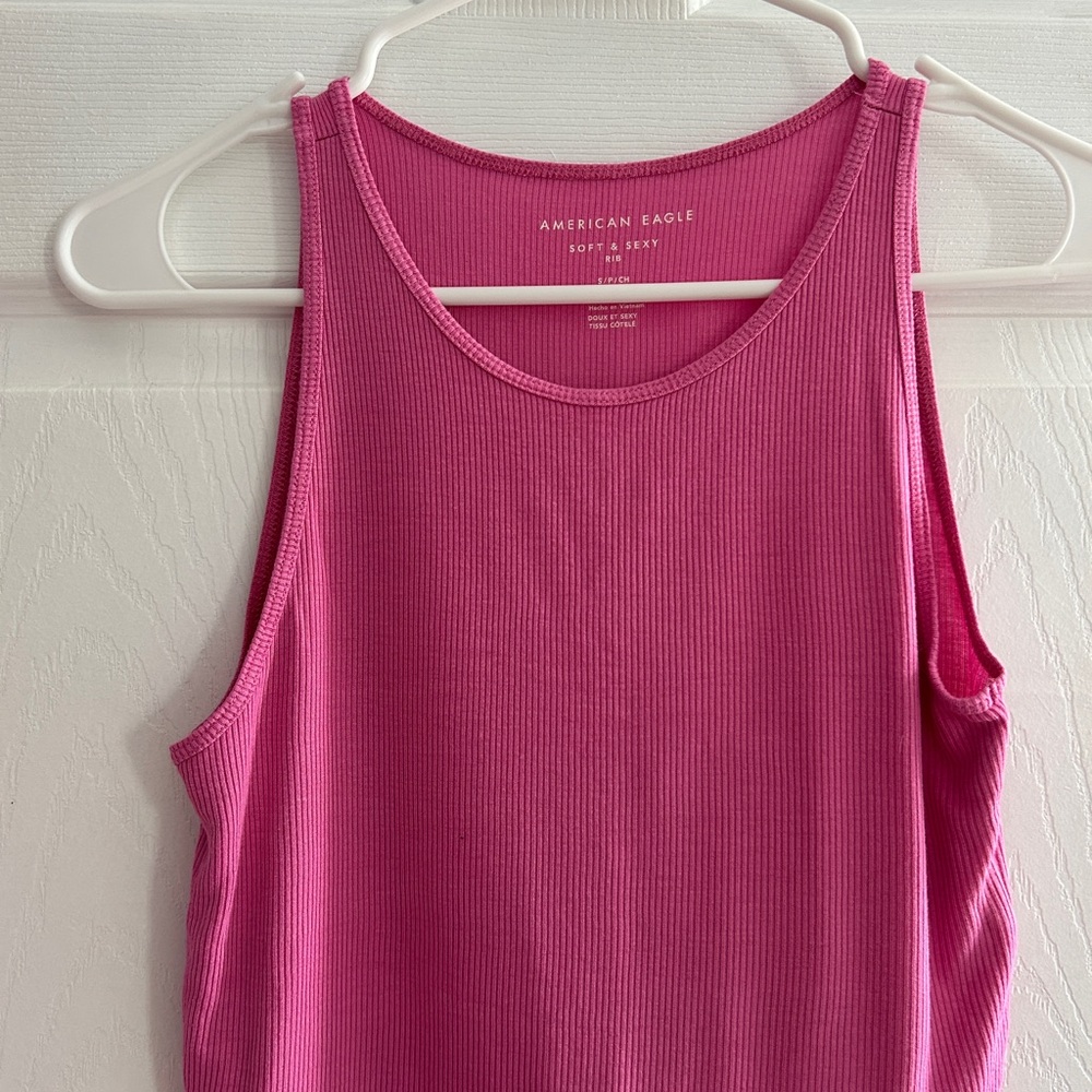 American Eagle Outfitters Pink Sleeveless Tank Top